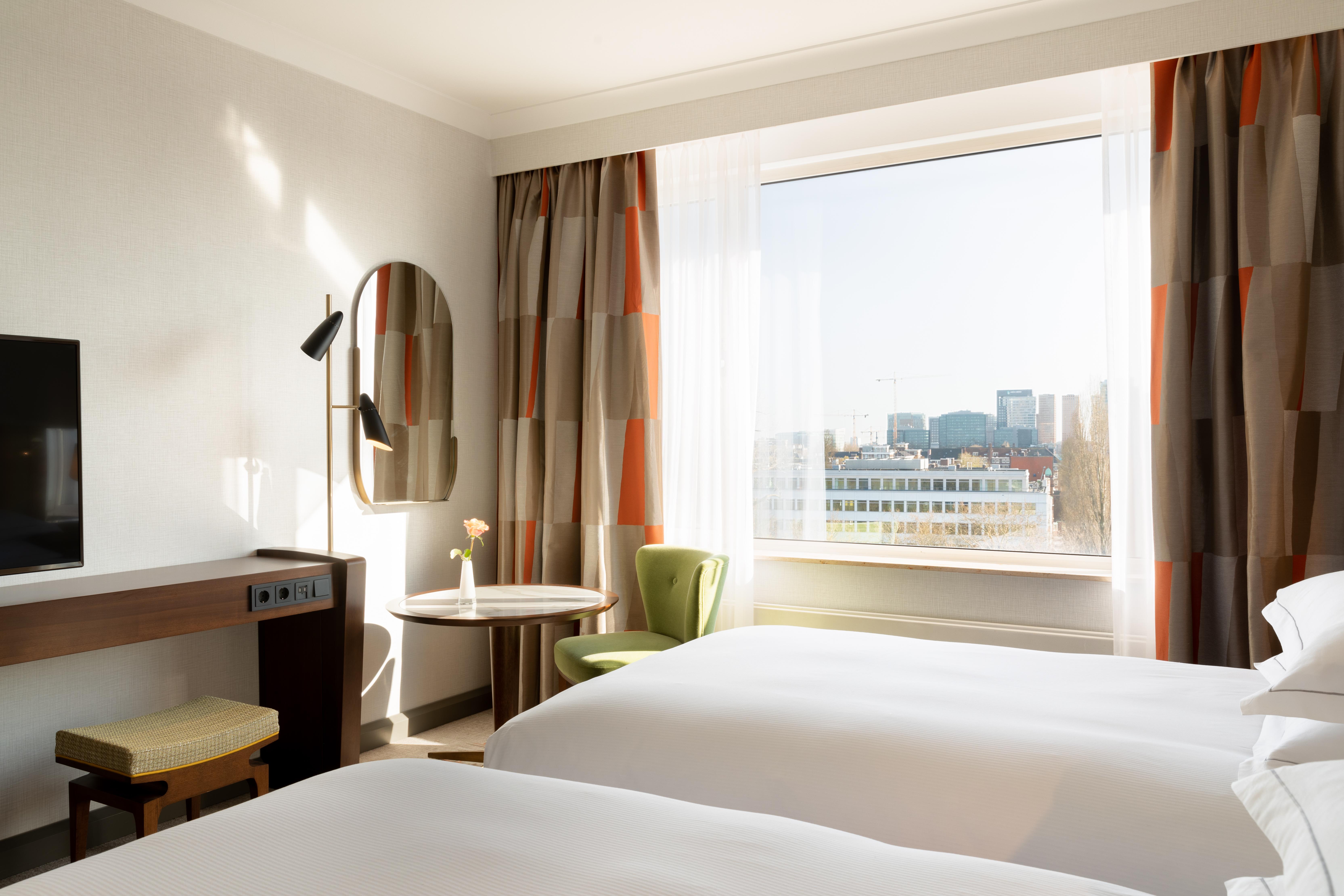 Hilton 5* Ámsterdam
